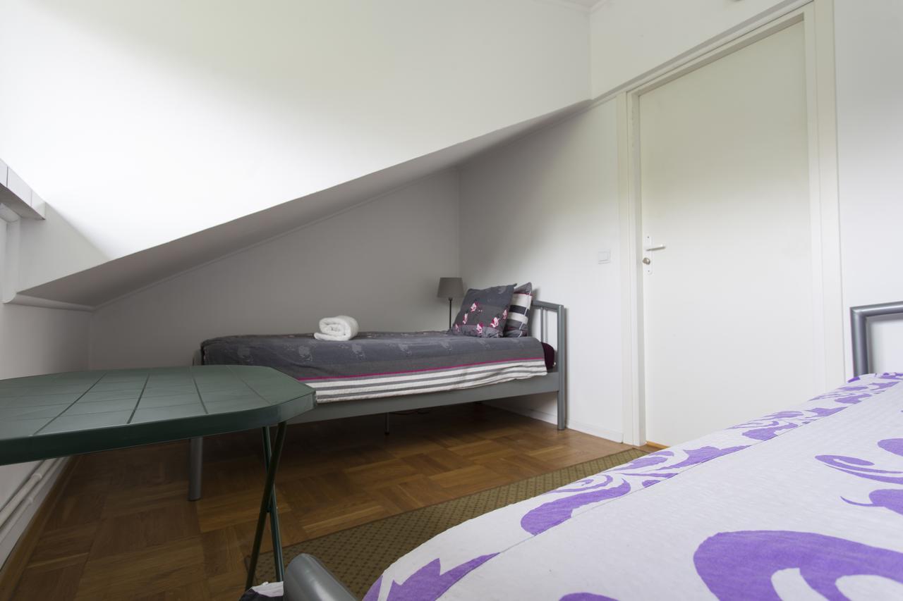 Rent0Nline Brwinow Rooms ภายนอก รูปภาพ
